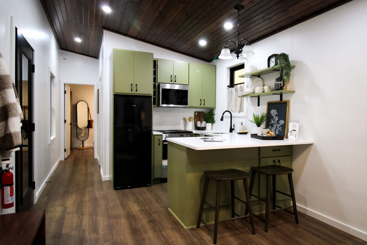 The Texas Rancher Cabin (3 BED 2 BATH)
