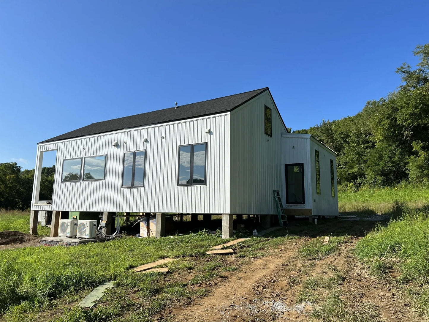 The Polar Bear Modern Cabin