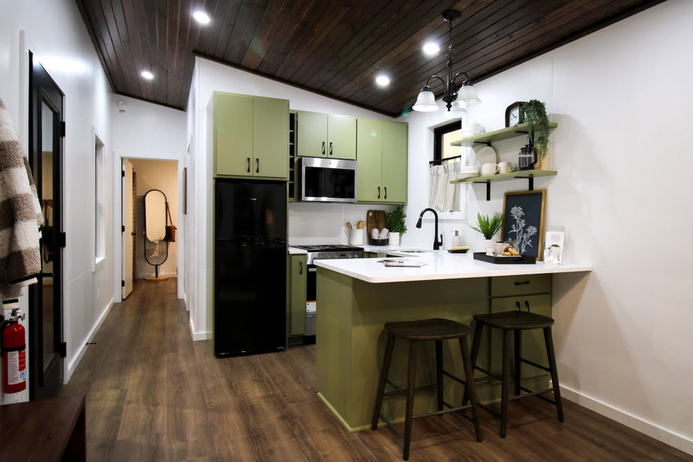 EL CHAPO MUCHACHO 2.0 RANCHER (1 OR 2 BED 1 OR 2 BATH OPTIONS)